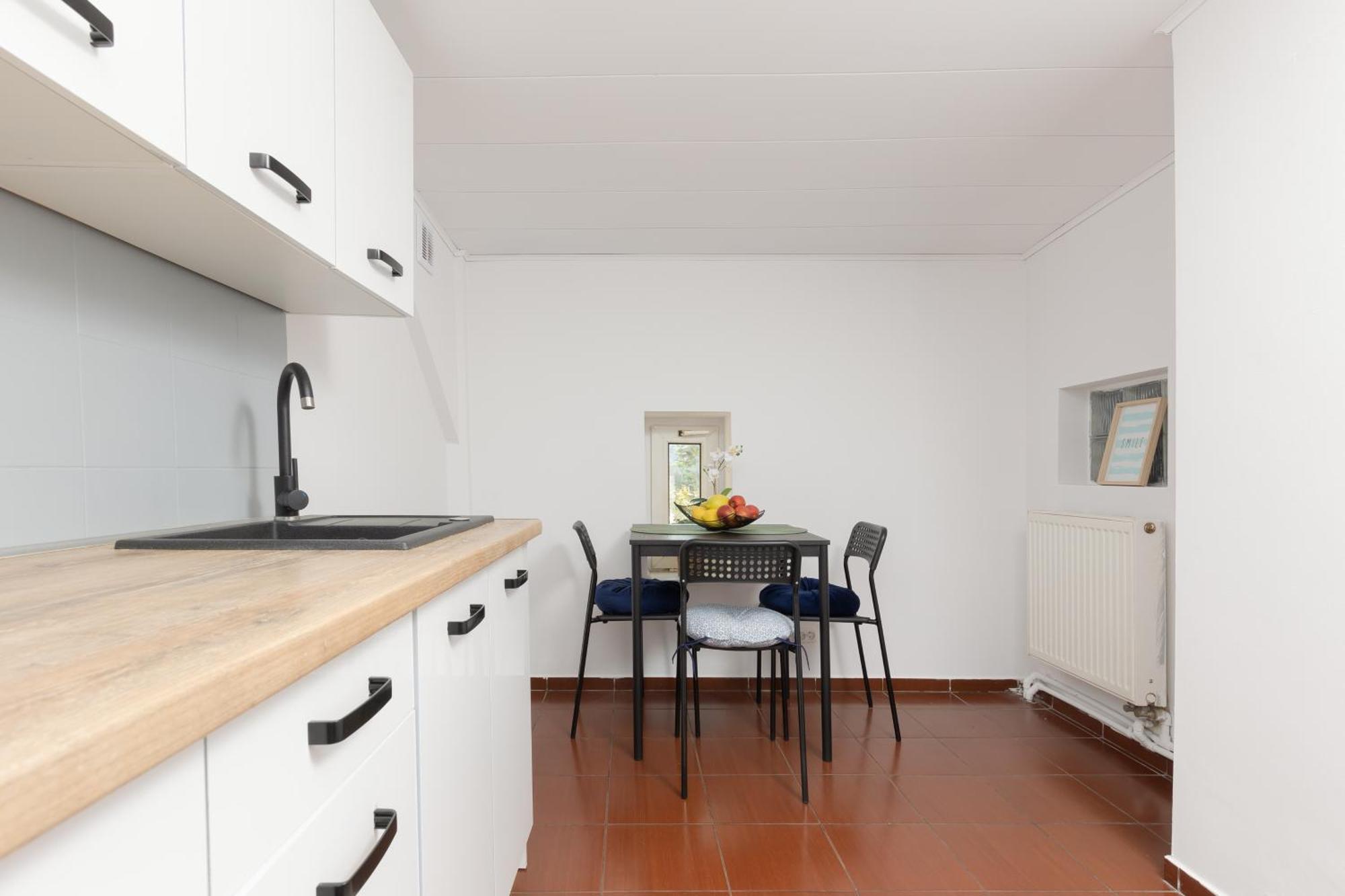 Metro Plac Wilsona Apartments Mickiewicza By Noclegi Renters Varsovia Exterior foto